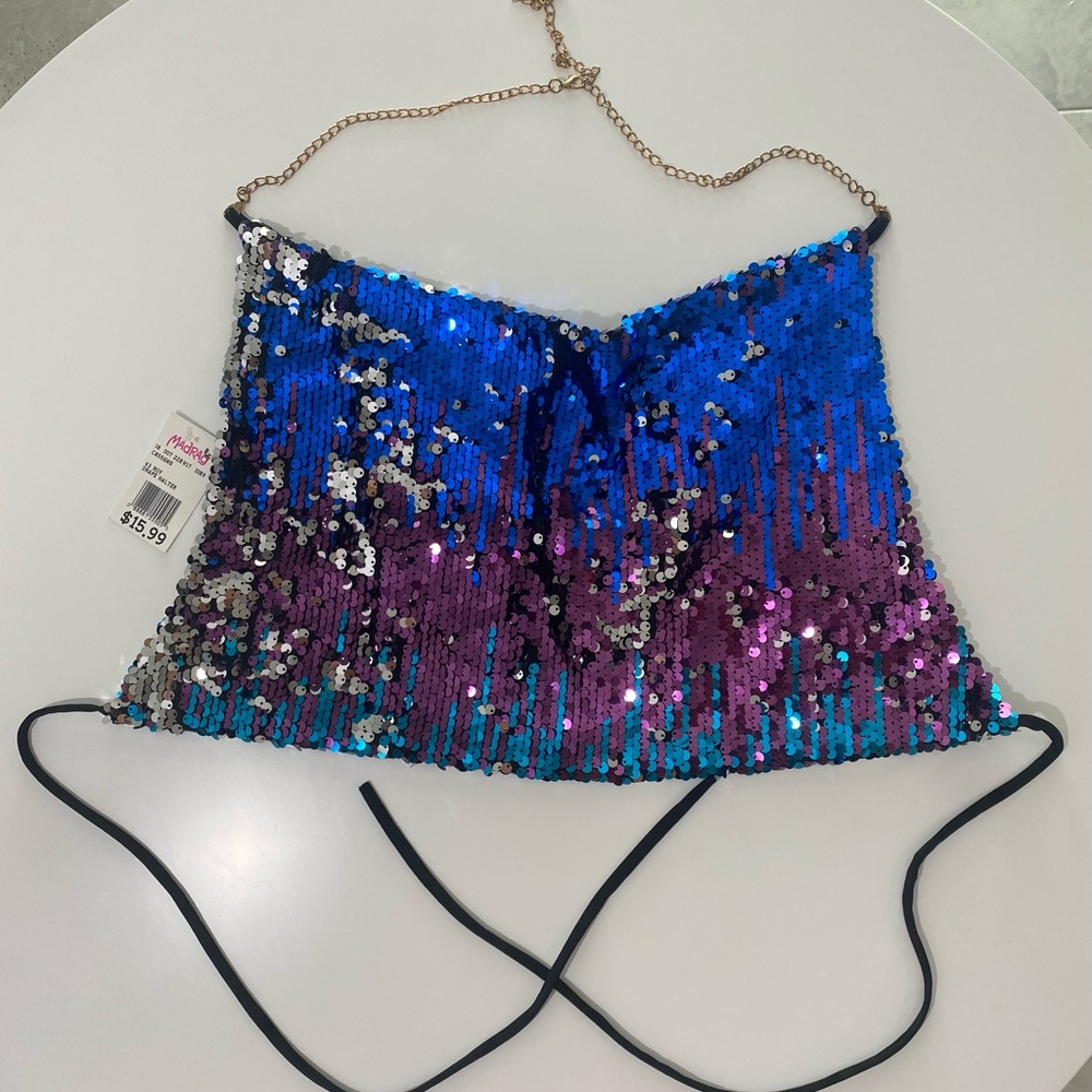 Sequins crop top
